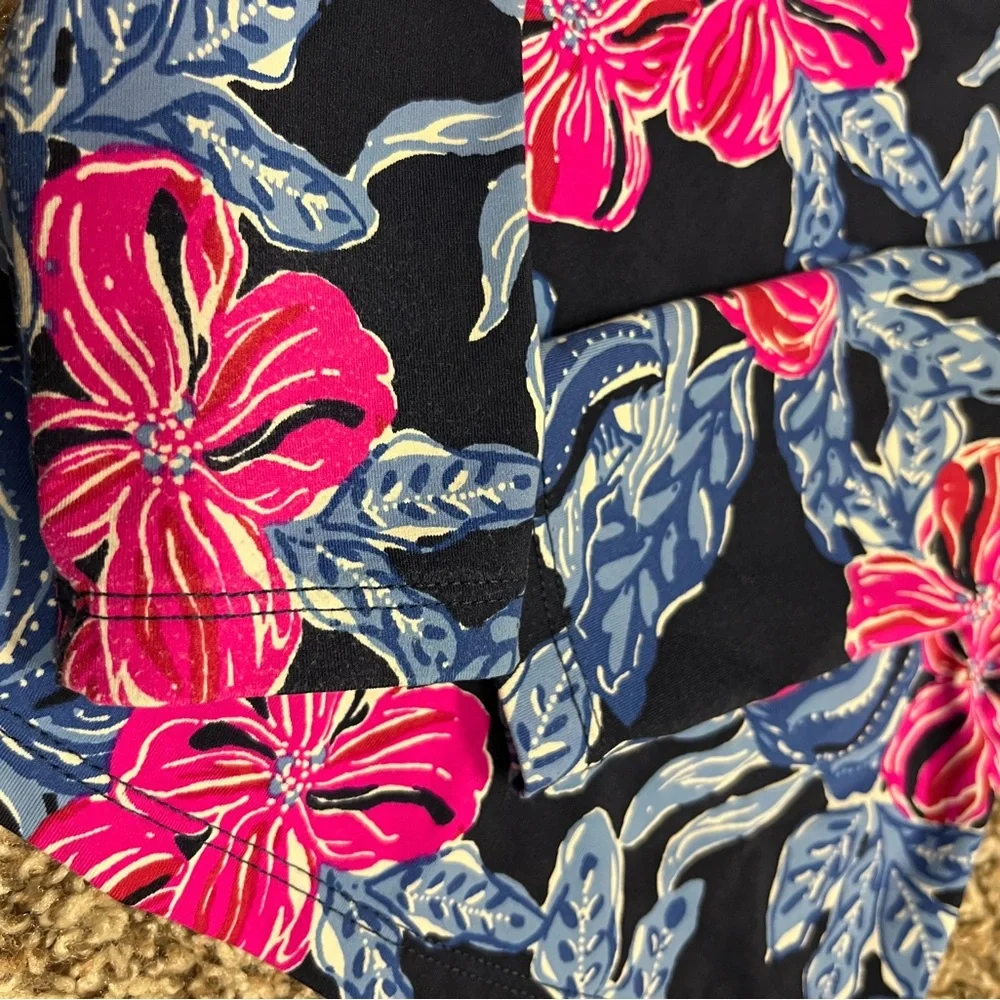 Lilly Pulitzer 2T swimsuit rashguard 2 piece - Picture 11 of 11